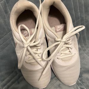 Nike Womens Sneakers